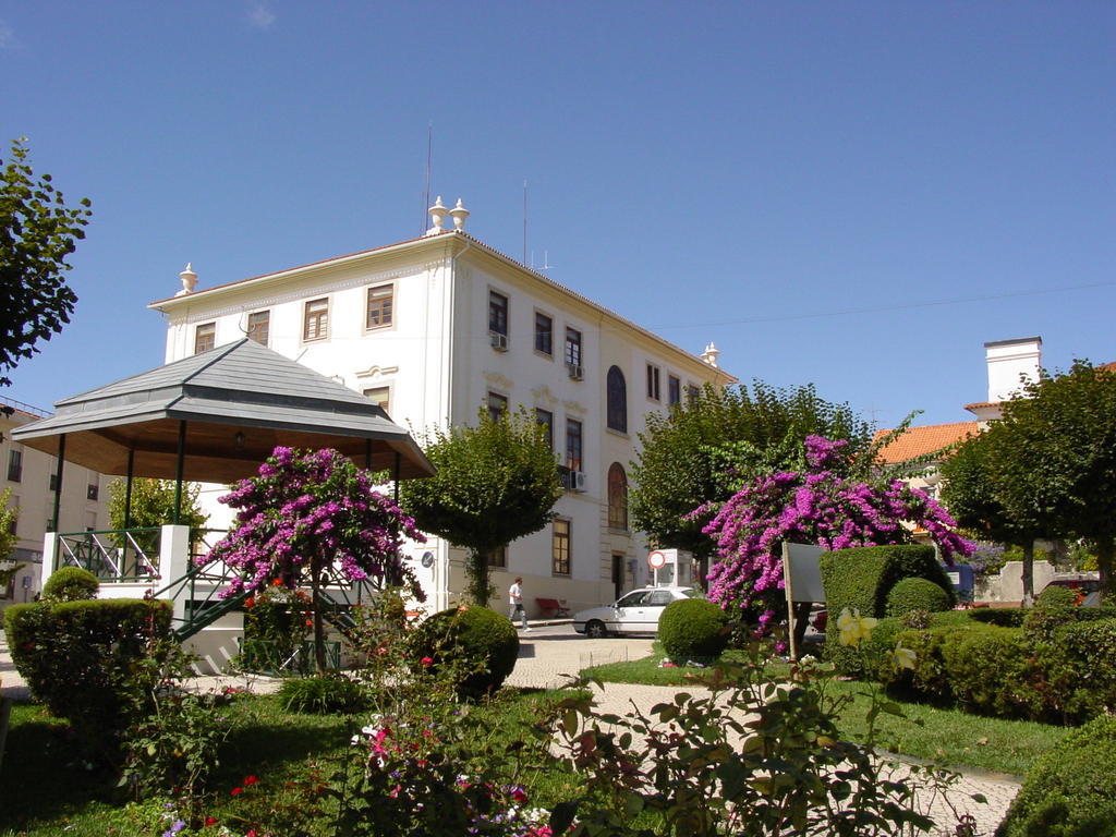 Hotel Rota Malhoa Фигейро дос Виньос Екстериор снимка