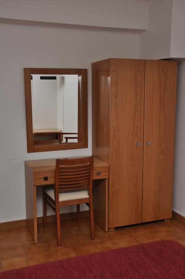 Hotel Rota Malhoa Фигейро дос Виньос Екстериор снимка